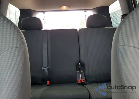 2004 Jeep Liberty Sport z USA, uszkodzony, nr VIN 1J8GK48KX4W200174